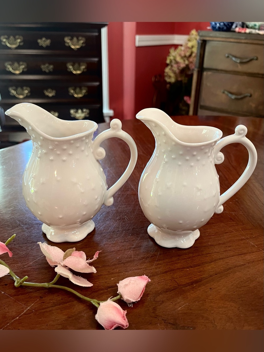 COTTAGECORE BEAUTY! Set of 2 Vintage I. Godinger & Co. White Hobnail Pitchers